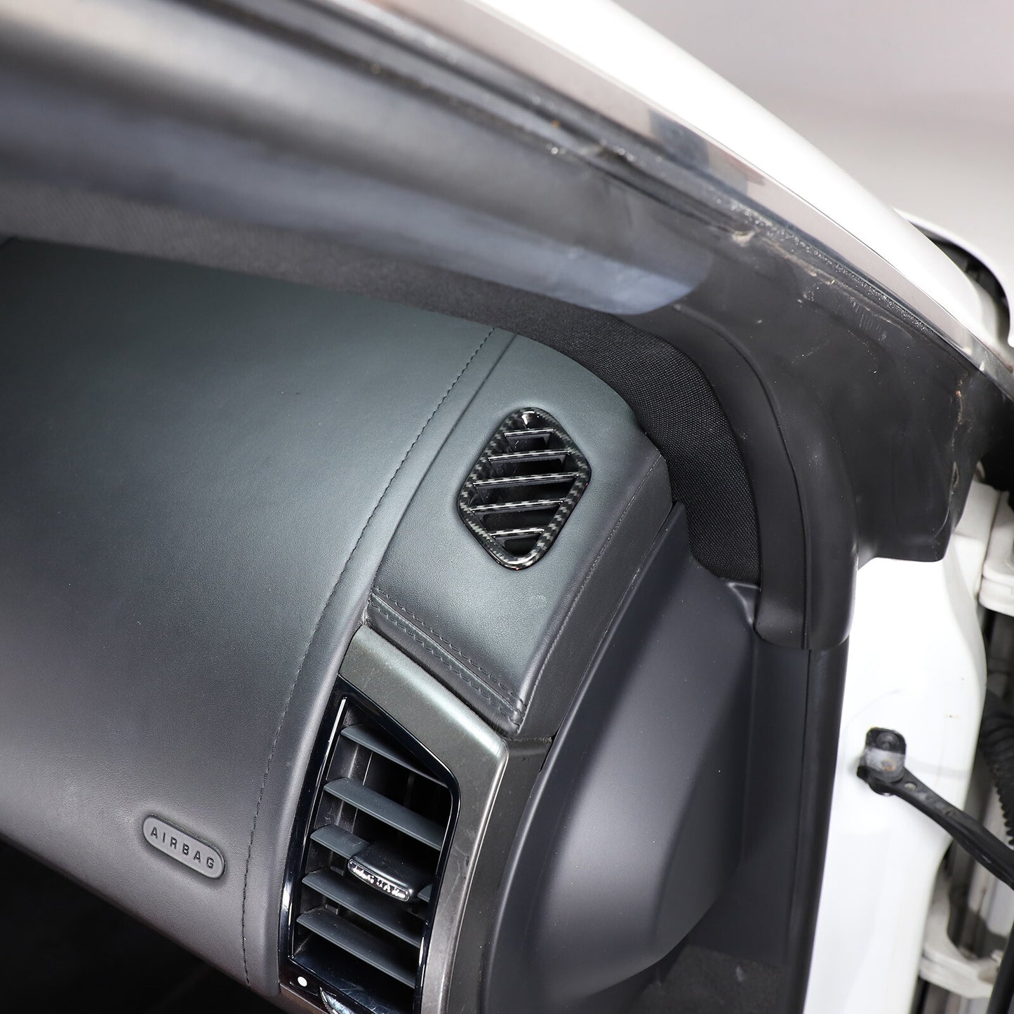 2-Piece Genuine Carbon Fiber Rear Taillight Split Trim for Corvette C7 2014-19