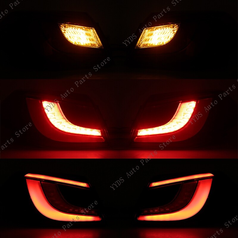 A pair of LED taillights for Infiniti Q70/Q70L 2015-2019 turn signals.