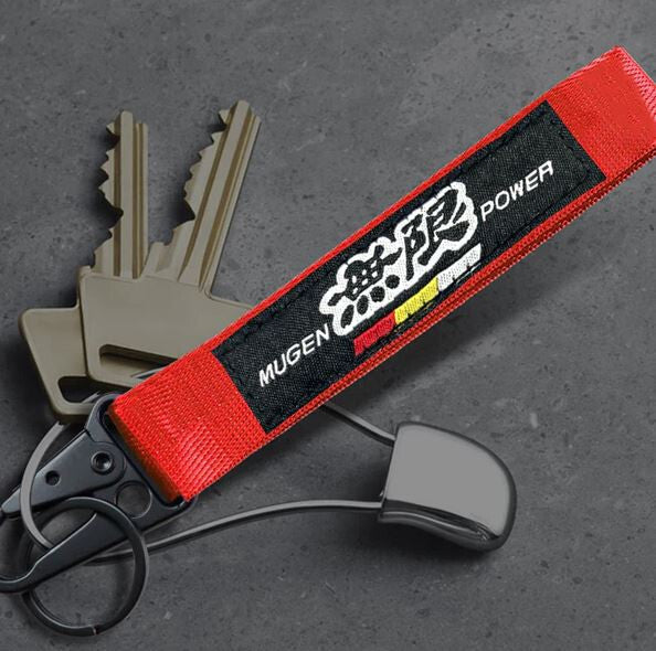 Car keychain metal key ring badge lanyard red and black Mugan suitable for Nissan