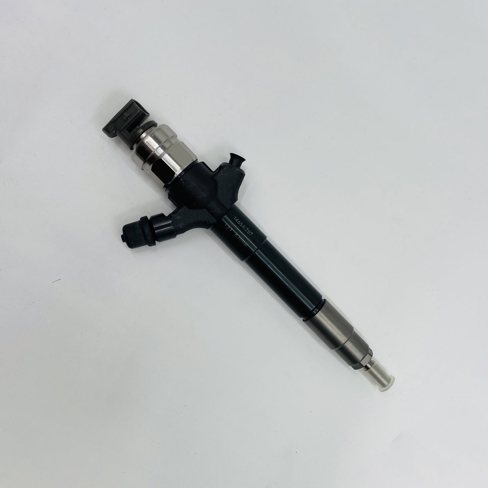 4pc Common Rail Injector 1465A257 095000-9560 Fit for Mitsubishi 4D56DI-DC