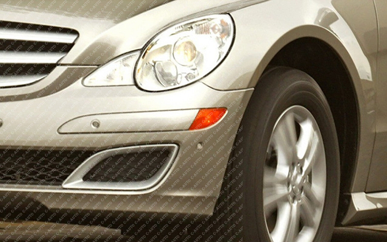 Applicable to for Mercedes-Benz W251 R320 R350 front bumper turn signals