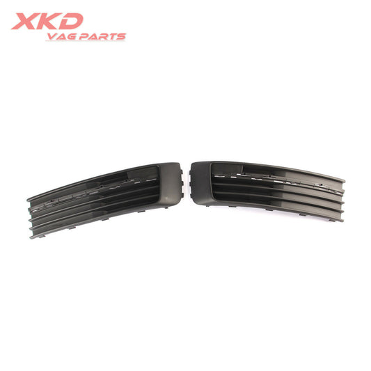 The front bumper grille is suitable for Volkswagen transport vehicles from 2016 to 2019.