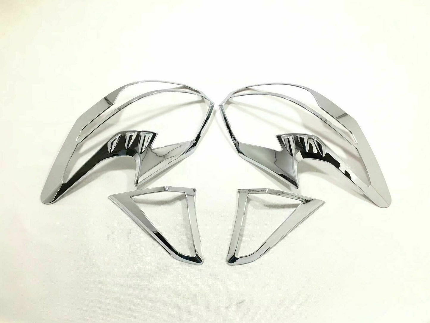 ABS Chrome Rear Tail Light Lamp Molding Cover Trim 4P for Nissan Kicks 2017-2021