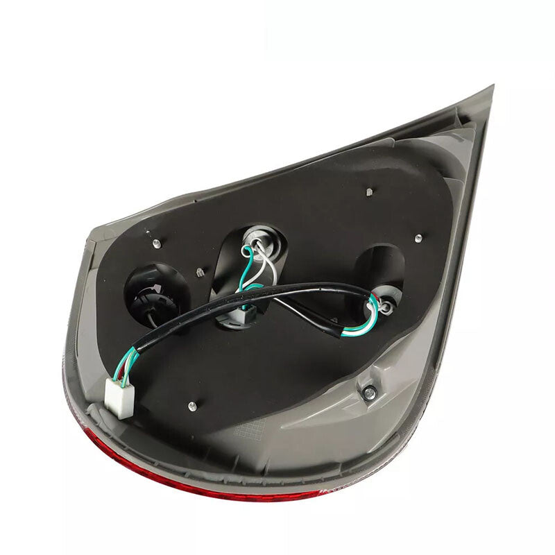 One piece of right brake light assembly for 2005-2006 for Toyota for Camry taillights.
