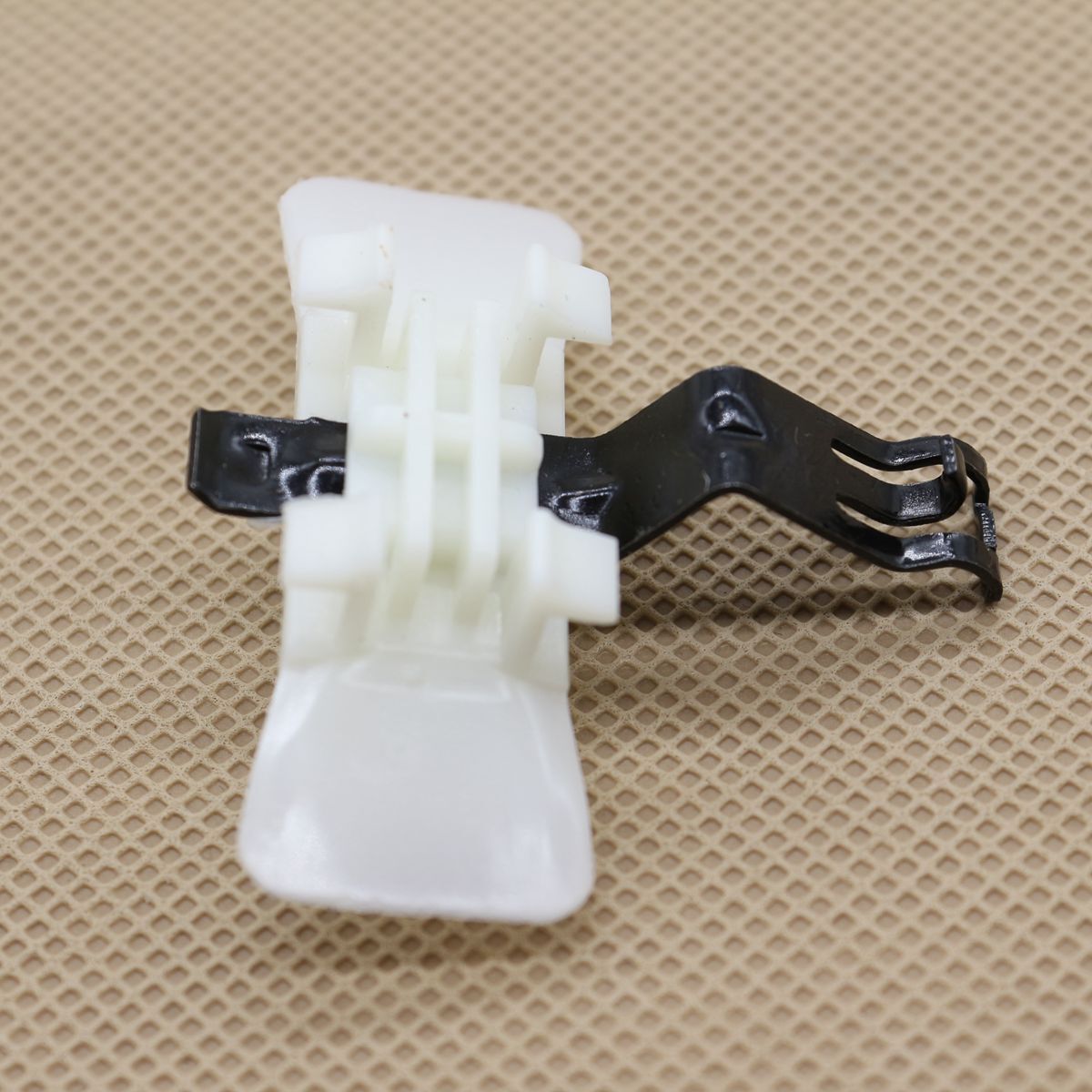 15Pcs for Mercedes-Benz W124 E-Class Lower Decor Moulding Clip A1249889478