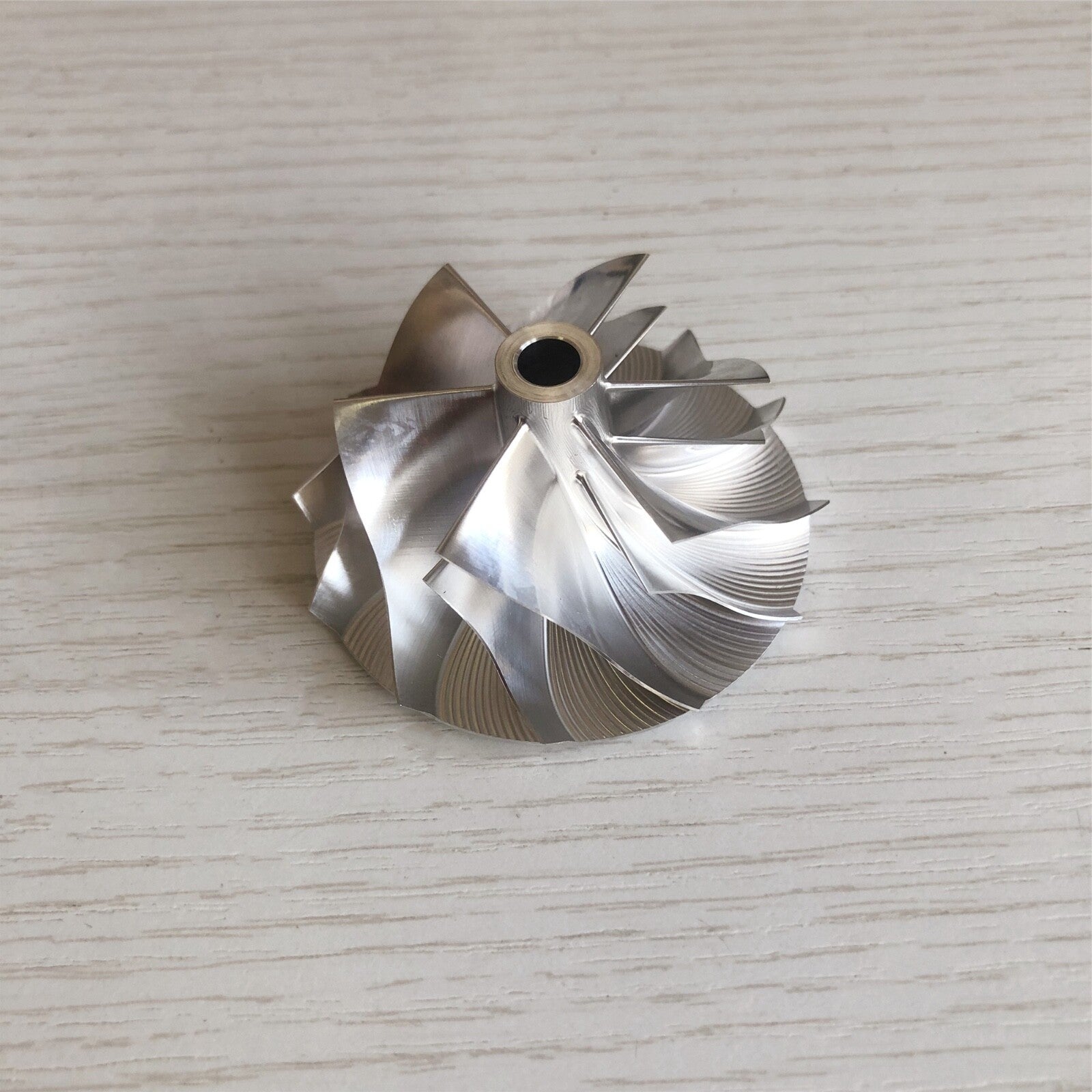 RHF5 43.40/56.00 mm 6+6 Blade Hole: 6.10 Turbine Compressor Wheel