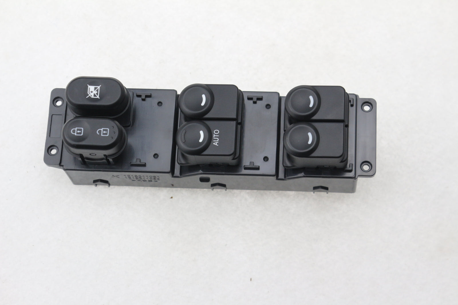 Front Left Master Power Window Switch 93570-1R211 for Hyundai Accent 2015-2017