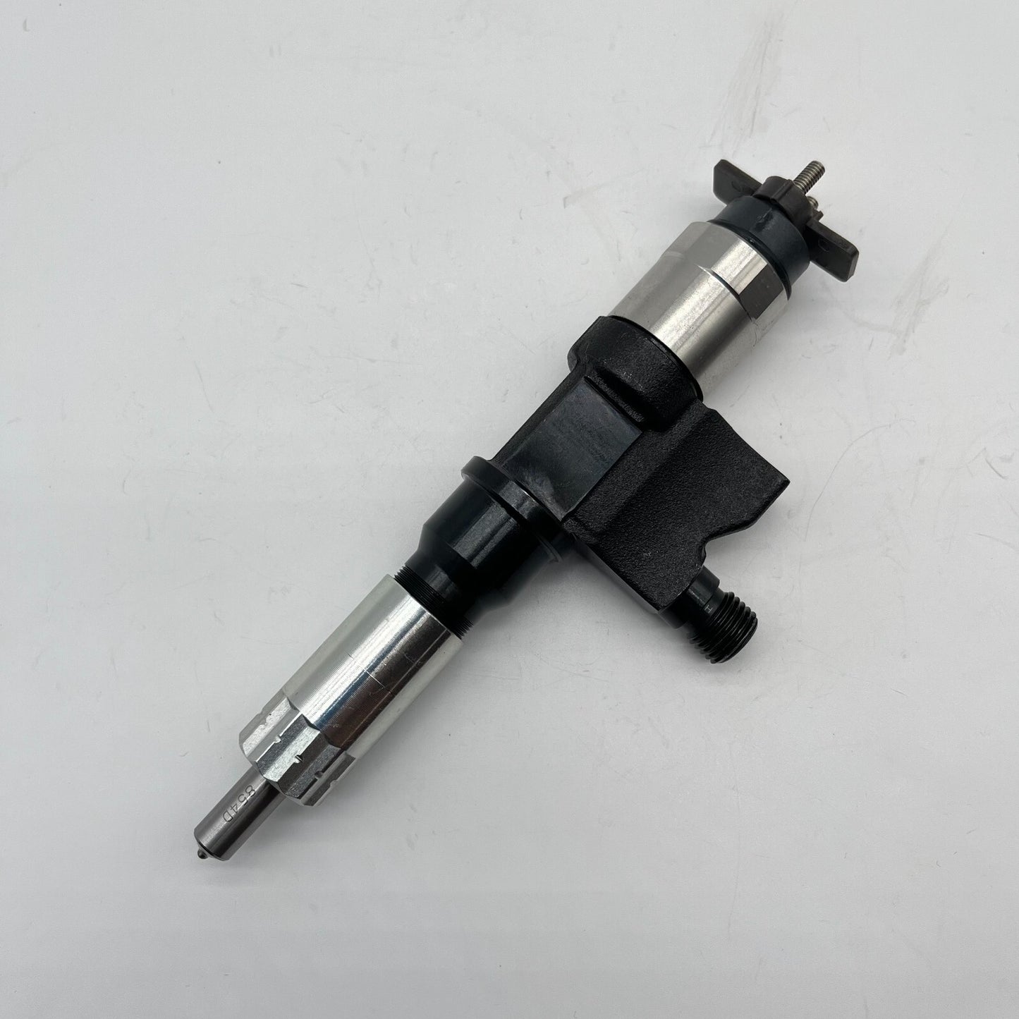 095000-5500 095000-5504 Common Rail Injector for Isuzu 4HL1 6HL1 Engine XYD