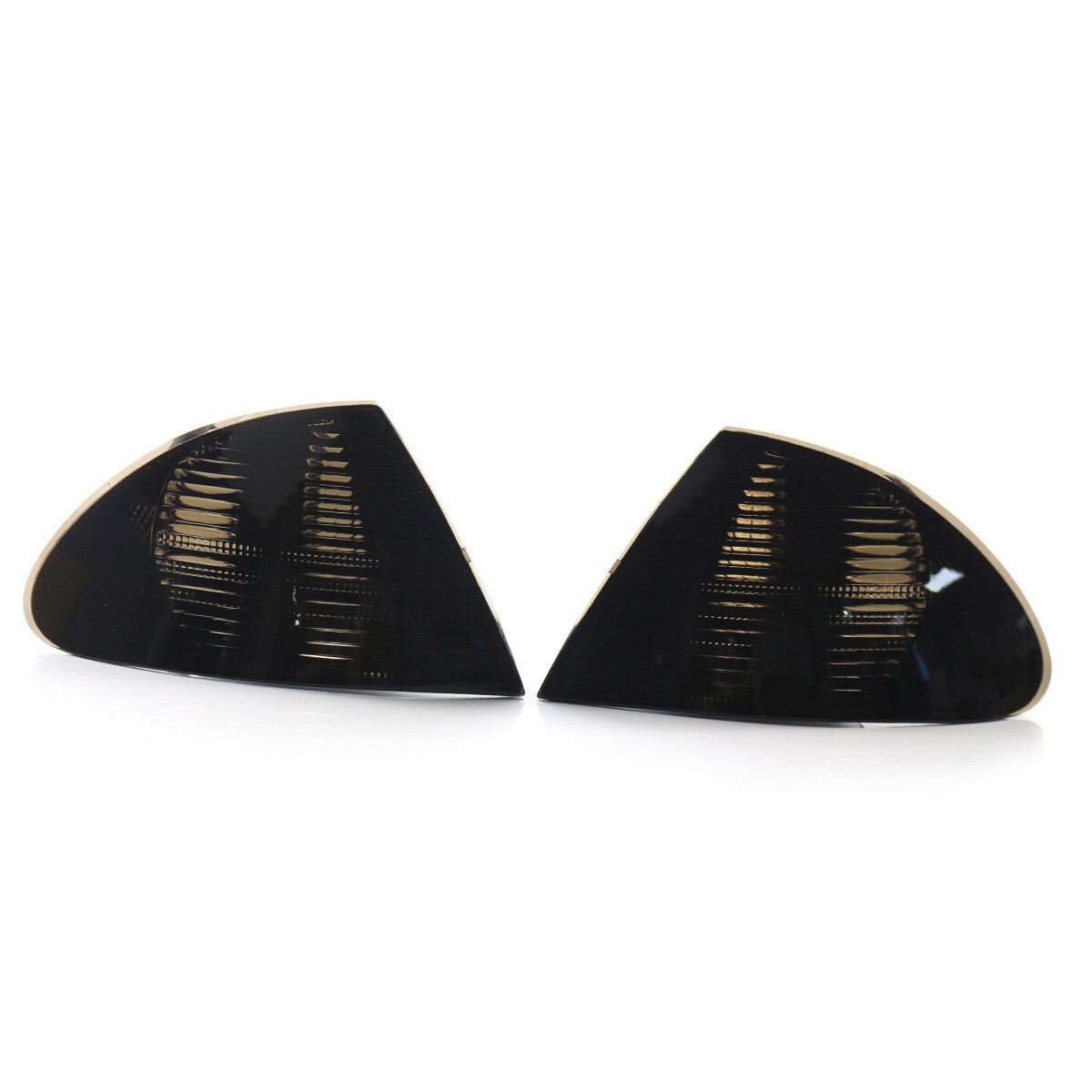 for BMW 3 Series E46 Sedan Wagon 1999-2001, this is a parking turn signal corner light.