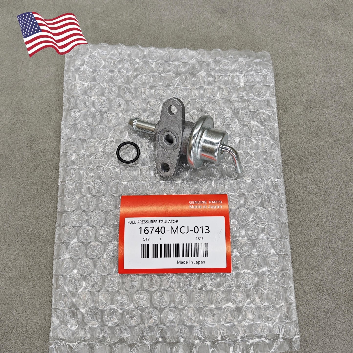 Fuel pressure regulator suitable for Honda 2001 CBR929R and 2003 CBR954R 16740-MCJ-013