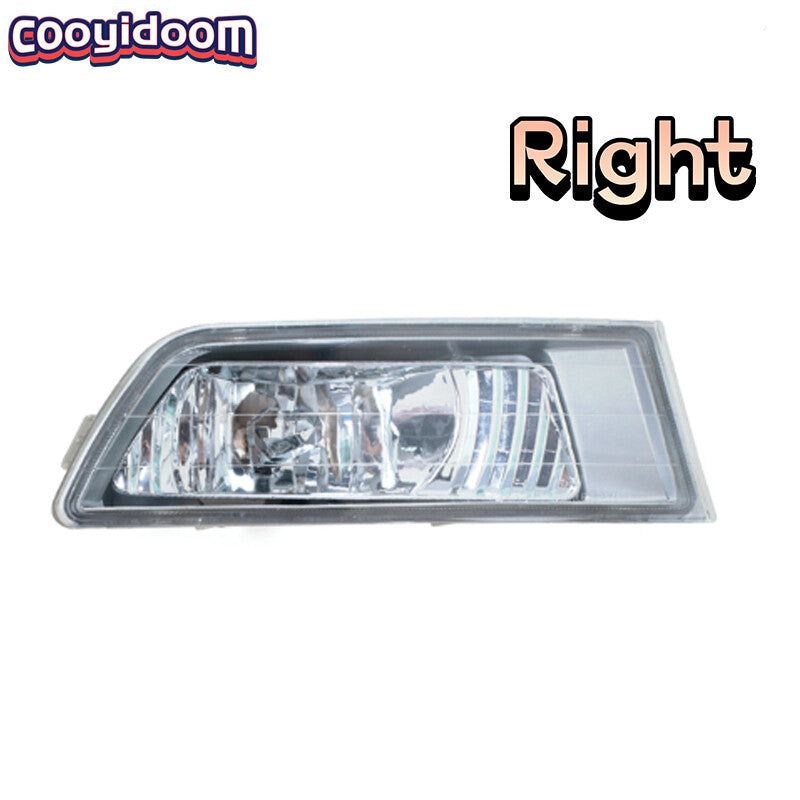 The right front bumper fog light is suitable for Honda Odyssey 2002, 2003, and 2004 models.