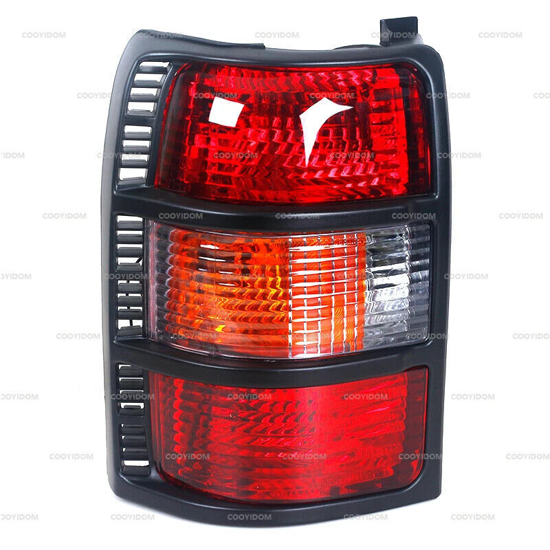 2Pcs for Mitsubishi Pajero V31 V32 V33 V43 1993-1997 Rear Bumper Tail Light 4CM
