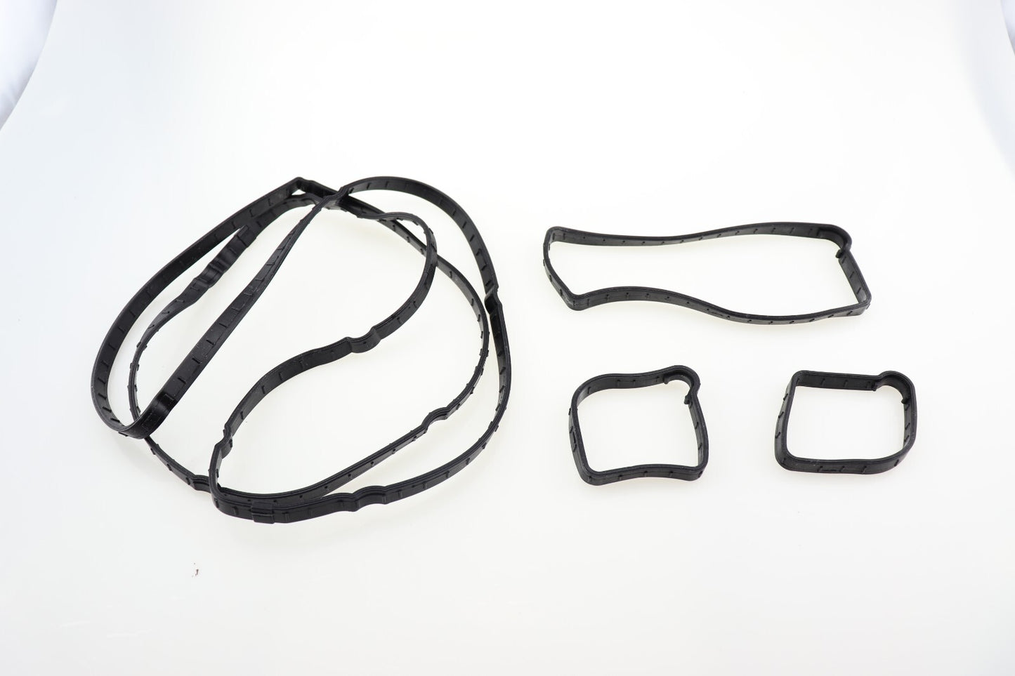 Suitable for valve cover gaskets, compatible with for Ford manufacturers 1S7Z6584BA 1S7G 6K260 AA, 1 new set.