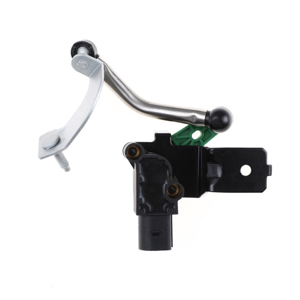 The left front headlight level sensor is applicable to for Volkswagen for Golf 2010-2013, for Tiguan 12-18 CC, and for Audi Q3.