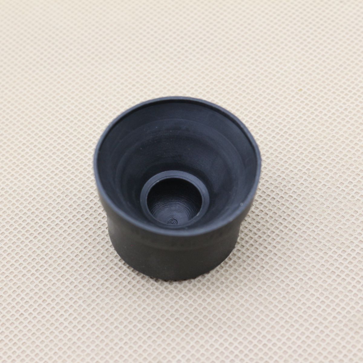 1 piece of engine hood stop cushion rubber bumper suitable for Audi , for Volkswagen seats, for Skoda 06A103226